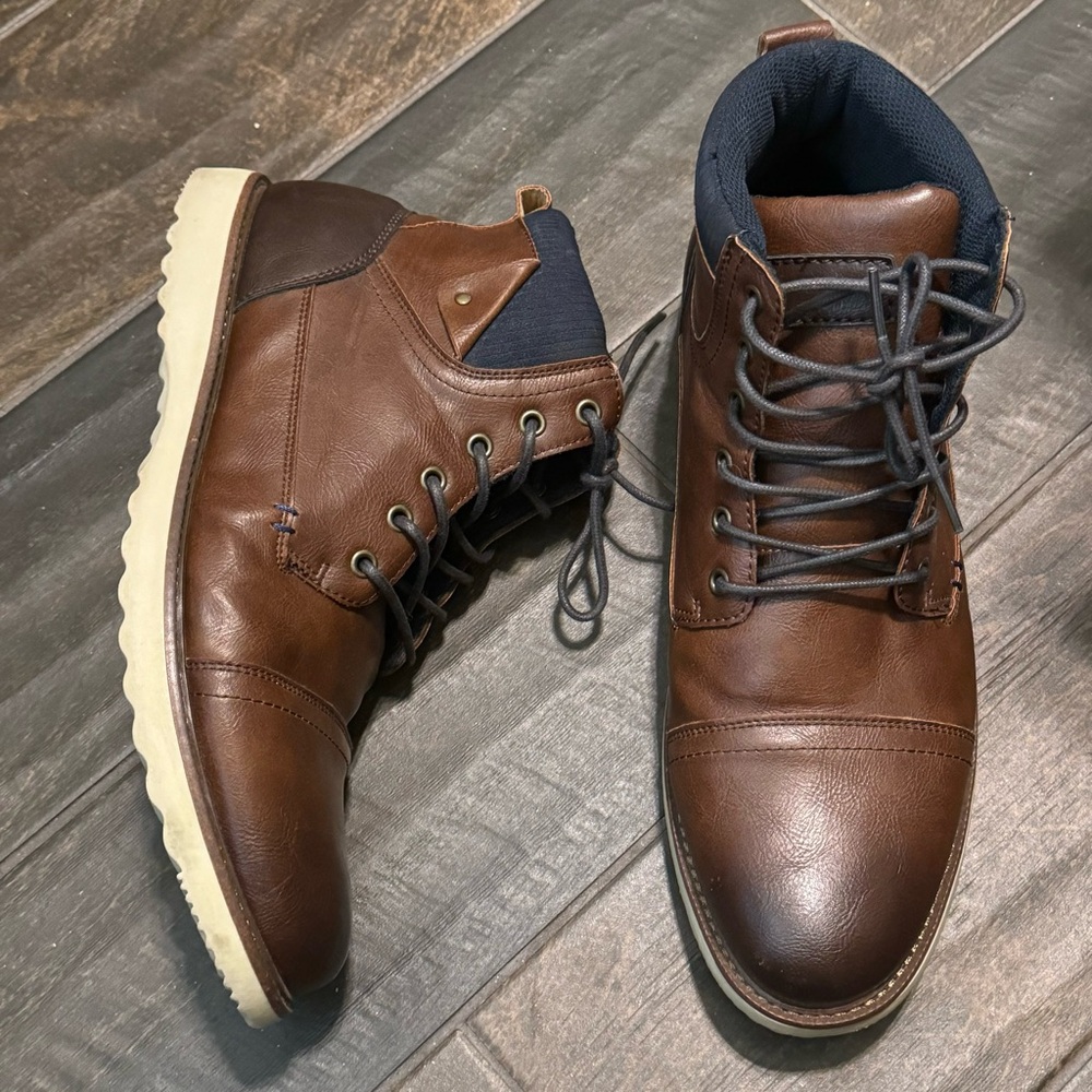 EUC Sonoma Goods For Life Men’s Ankle Boots